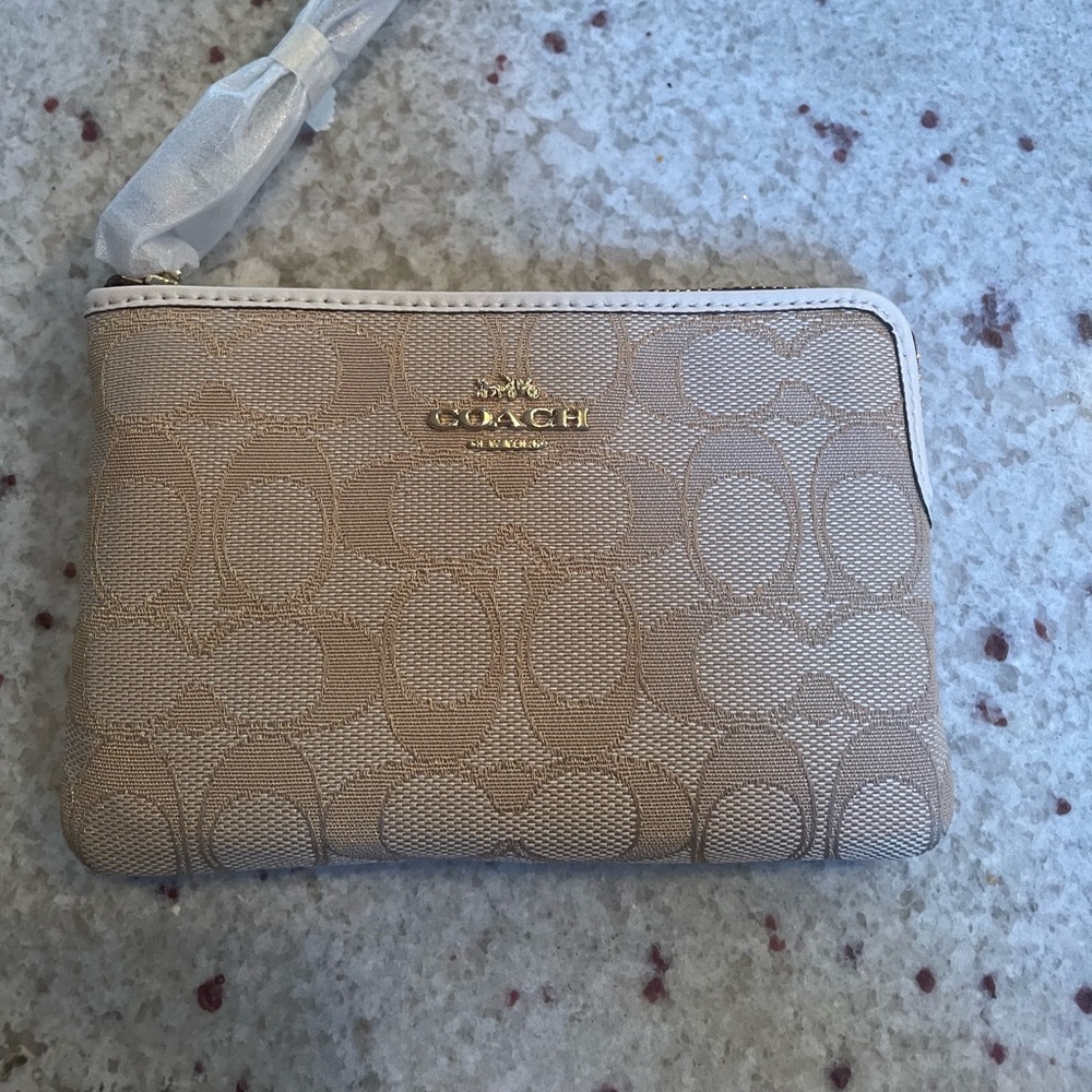 Brand new still in bag Coach wristlet